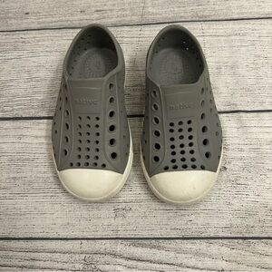 Jefferson Natives size 7 infant